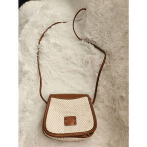 Liz Claiborne Wicker Crossbody Bron Purse. Lightweight